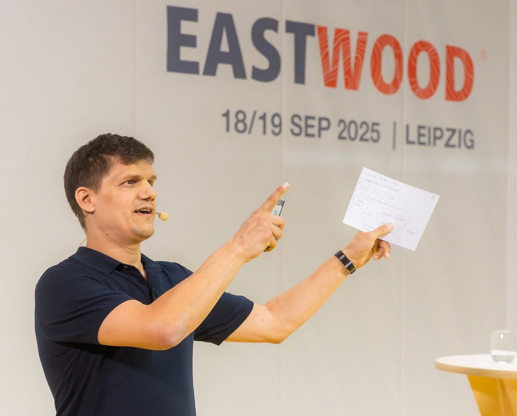 Stefan Weggler bei einem Vortrag auf der EASTWOOD in Leipzig